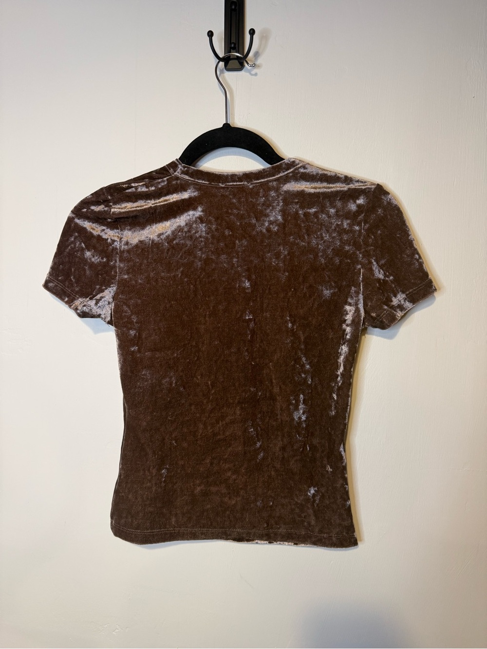 Free People Crushed Velvet Brown Mauve Fitted Short Sleeve Baby Tee Sz Small - Picture 3 of 5